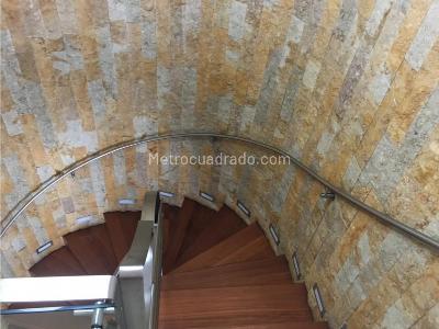 Apartamento de 4 alcobas en venta en Cabecera, Bucaramanga, 198 m² · foto 7 de 19