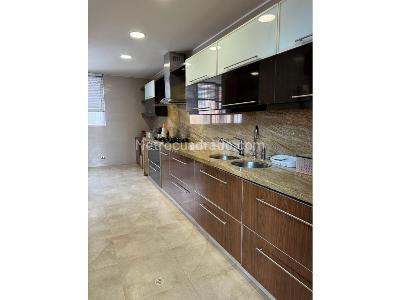 Apartamento de 4 alcobas en venta en Cabecera, Bucaramanga, 294 m² · foto 12 de 20