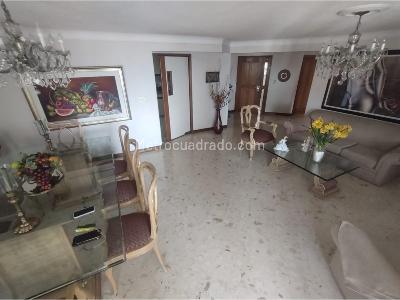 Apartamento de 4 alcobas en venta en Cabecera, Bucaramanga, 197 m² · foto 13 de 20