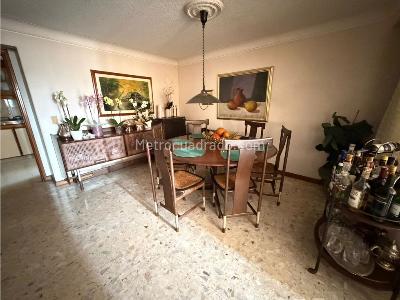 Apartamento de 4 alcobas en venta en Cabecera, Bucaramanga, 197 m² · foto 2 de 20