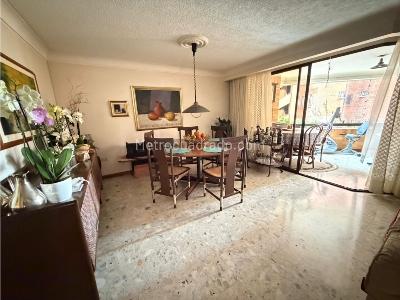 Apartamento de 4 alcobas en venta en Cabecera, Bucaramanga, 197 m² · foto 3 de 20