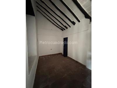 Casa de 5 alcobas en venta en Garcia Rovira, Bucaramanga, 771 m² · foto 11 de 11
