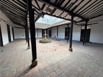 Casa de 5 alcobas en venta en Garcia Rovira, Bucaramanga, 771 m² · foto 5 de 11