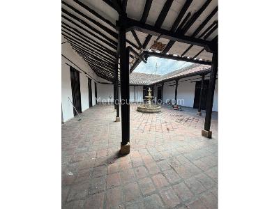 Casa de 5 alcobas en venta en Garcia Rovira, Bucaramanga, 771 m² · foto 6 de 11