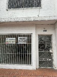 Casa en arriendo en Granada, Cali · foto 3 de 13