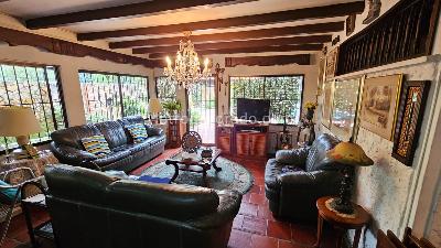 Casa de 4 alcobas en venta en Cuidad Jardin, Cali, 1579 m² · foto 12 de 18