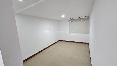 Apartamento de 3 alcobas en venta en El Bosque, Cali, 150 m² · foto 3 de 20