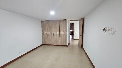 Apartamento de 3 alcobas en venta en El Bosque, Cali, 150 m² · foto 5 de 20