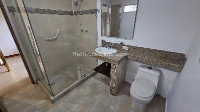 Apartamento de 3 alcobas en venta en El Bosque, Cali, 150 m² · foto 15 de 20