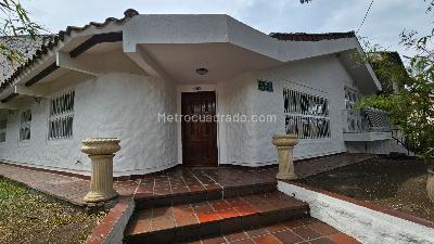 Casa de 4 alcobas en venta en El Bosque, Cali, 250 m² · foto 2 de 20