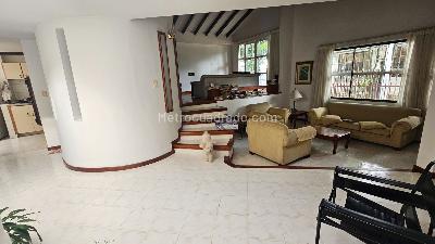 Casa de 4 alcobas en venta en El Bosque, Cali, 250 m² · foto 13 de 20