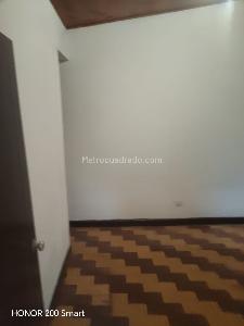 Casa de 4 alcobas en arriendo en La Base, Cali, 70 m² · foto 10 de 18