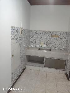 Casa de 4 alcobas en arriendo en La Base, Cali, 70 m² · foto 17 de 18