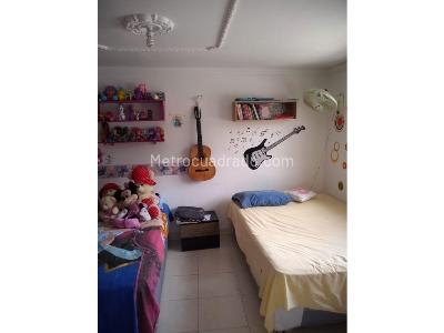 Casa de 4 alcobas en venta en Chipre, Cartagena, 190 m² · foto 12 de 14