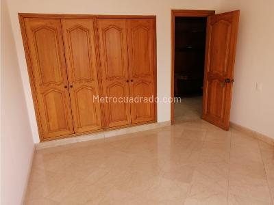 Apartamento de 3 alcobas en venta en Manga, Cartagena, 270 m² · foto 5 de 20