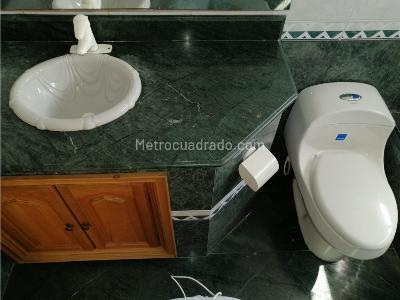 Apartamento de 3 alcobas en venta en Manga, Cartagena, 270 m² · foto 13 de 20