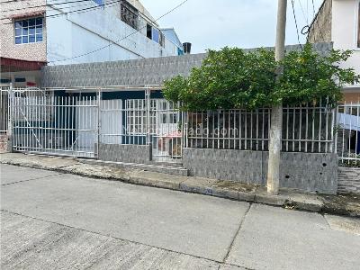 Casa en venta en Trece De Junio, Cartagena · foto 3 de 3