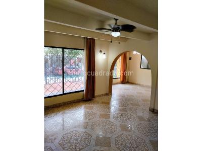 Casa en venta en El Prado, Cartagena · foto 2 de 15