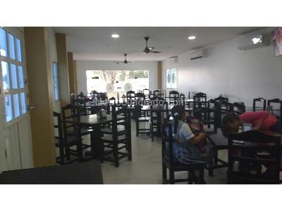 Casa de 3 alcobas en venta en El Bosque, Cartagena, 400 m² · foto 2 de 11