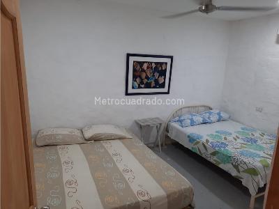 Casa de 4 alcobas en venta en Baru, Cartagena, 230 m² · foto 2 de 10
