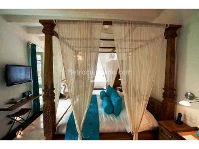 Casa de 5 alcobas en venta en El Centro, Cartagena, 1000 m² · foto 3 de 8