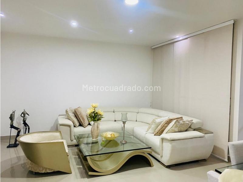 Piso – Cartagena de Indias, Dique - Más