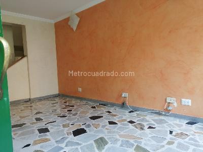 Casa de 4 alcobas en venta en Cataluña, Bogotá, 90 m² · foto 5 de 20