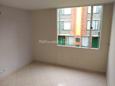 Casa de 4 alcobas en venta en Cataluña, Bogotá, 90 m² · foto 10 de 20