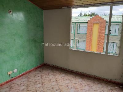 Casa de 4 alcobas en venta en Cataluña, Bogotá, 90 m² · foto 11 de 20