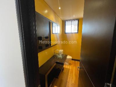 Apartamento de 2 alcobas en venta en Chico Norte, Bogotá, 102 m² · foto 6 de 18