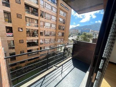 Apartamento de 2 alcobas en venta en Chico Norte, Bogotá, 102 m² · foto 10 de 18