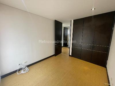 Apartamento de 2 alcobas en venta en Chico Norte, Bogotá, 102 m² · foto 14 de 18