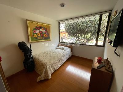 Apartamento de 3 alcobas en venta en Santa Barbara, Bogotá, 115 m² · foto 13 de 20