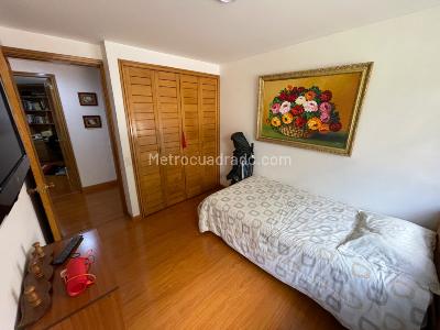 Apartamento de 3 alcobas en venta en Santa Barbara, Bogotá, 115 m² · foto 14 de 20