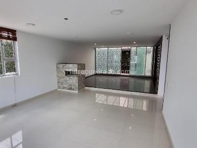 Casa en venta en Las Acacias Club House/Barandillas, Zipaquirá · foto 2 de 20