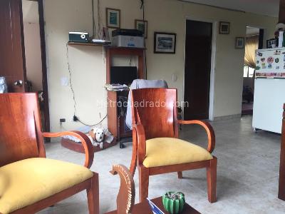 Casa de 5 alcobas en venta en San Antonio Norte, Bogotá, 500 m² · foto 15 de 20