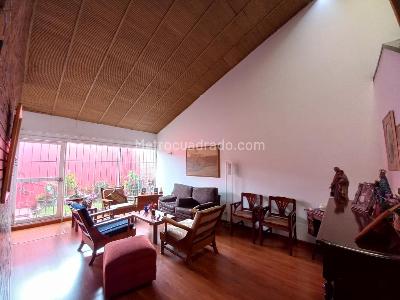 Casa de 5 alcobas en venta en Niza, Bogotá, 364 m² · foto 7 de 20