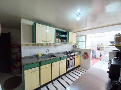 Casa de 5 alcobas en venta en Niza, Bogotá, 364 m² · foto 10 de 20