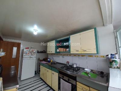 Casa de 5 alcobas en venta en Niza, Bogotá, 364 m² · foto 11 de 20