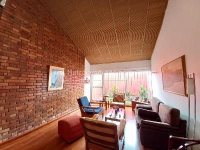 Casa de 5 alcobas en venta en Niza, Bogotá, 364 m² · foto 15 de 20