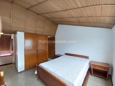 Casa de 5 alcobas en venta en Niza, Bogotá, 364 m² · foto 18 de 20
