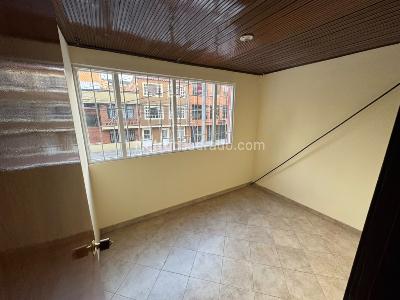 Apartamento de 4 alcobas en arriendo en Fontibon Centro, Bogotá, 80 m² · foto 8 de 20