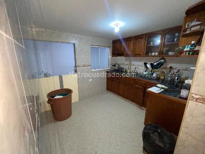 Casa de 5 alcobas en venta en San Antonio Norte, Bogotá, 144 m² · foto 5 de 20