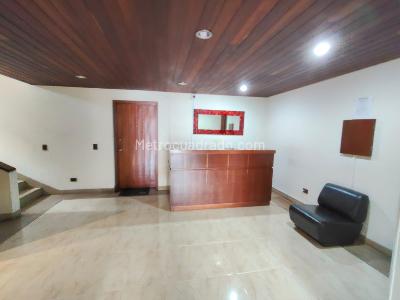 Apartaestudio en arriendo en Quinta Camacho, Bogotá, 45 m² · foto 3 de 12