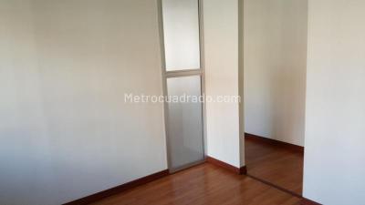 Apartaestudio en arriendo en Quinta Camacho, Bogotá, 45 m² · foto 7 de 12
