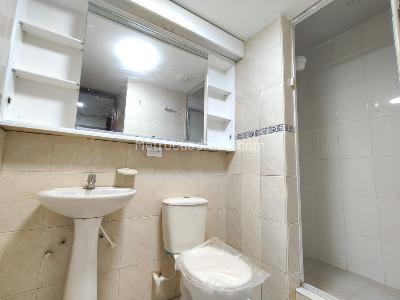 Apartaestudio en arriendo en Quinta Camacho, Bogotá, 45 m² · foto 9 de 12