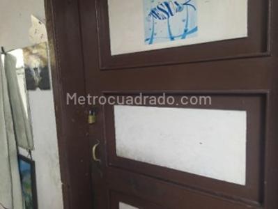 Casa de 5 alcobas en venta en Granada Sur, Bogotá, 280 m² · foto 11 de 14