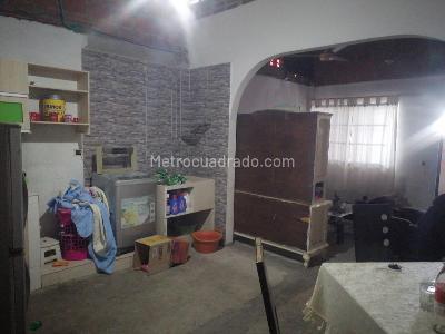 Casa de 4 alcobas en venta en San Francisco, Bucaramanga, 270 m² · foto 11 de 16