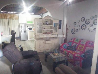 Casa de 4 alcobas en venta en San Francisco, Bucaramanga, 270 m² · foto 14 de 16