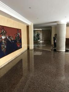 Apartamento de 3 alcobas en venta en Chico Reservado, Bogotá, 269 m² · foto 2 de 11